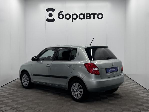 Skoda Fabia II Рестайлинг с пробегом 2011 года, цена 900 000 рублей, 111207 км, хэтчбек, Автокод Объявления