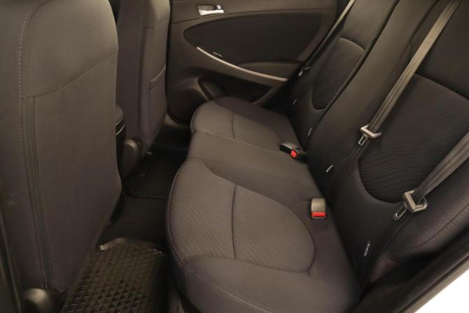 Hyundai Solaris I Рестайлинг с пробегом 2014 года, цена 1 049 000 рублей, 138300 км, седан, Автокод Объявления