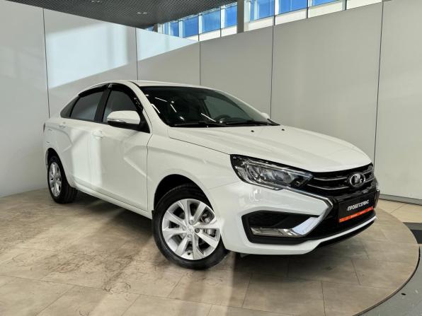 Lada (ВАЗ) Vesta I Рестайлинг (NG) с пробегом 2025 года, цена 1 599 000 рублей, 11500 км, седан, Автокод Объявления