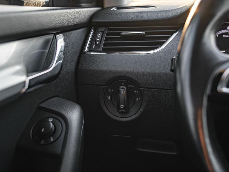 Skoda Octavia III (A7) Рестайлинг Санкт-Петербург  - изображение 12