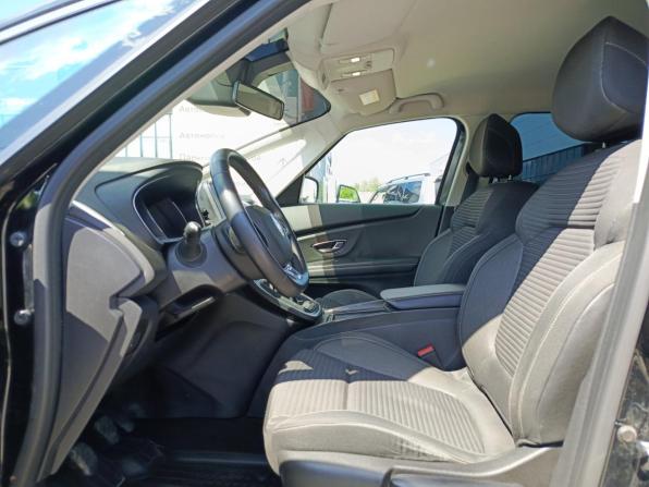 Renault Scenic IV с пробегом 2019 года, цена 1 800 000 рублей, 84158 км, минивэн, Автокод Объявления