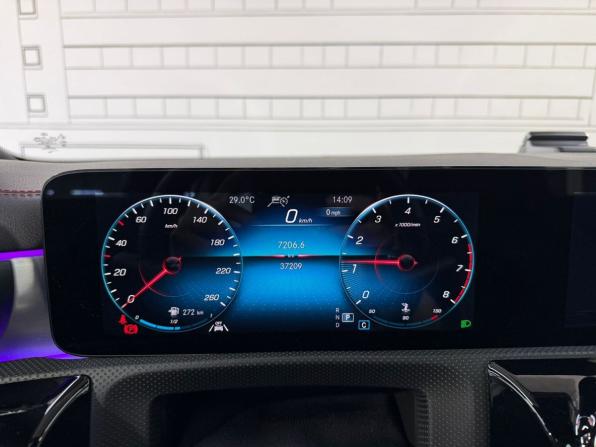 Mercedes-Benz CLA II (C118 X118) с пробегом 2021 года, цена 4 370 000 рублей, 37183 км, седан, Автокод Объявления