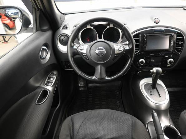 Nissan Juke I с пробегом 2012 года, цена 879 900 рублей, 294954 км, внедорожник, Автокод Объявления