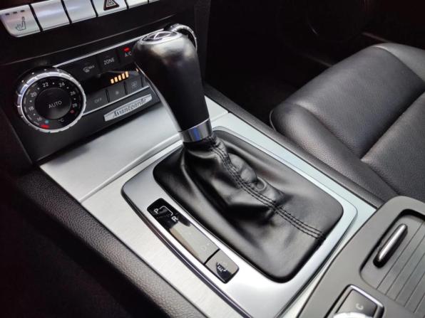 Mercedes-Benz C-Класс III (W204) Рестайлинг с пробегом 2013 года, цена 1 508 000 рублей, 178612 км, седан, Автокод Объявления