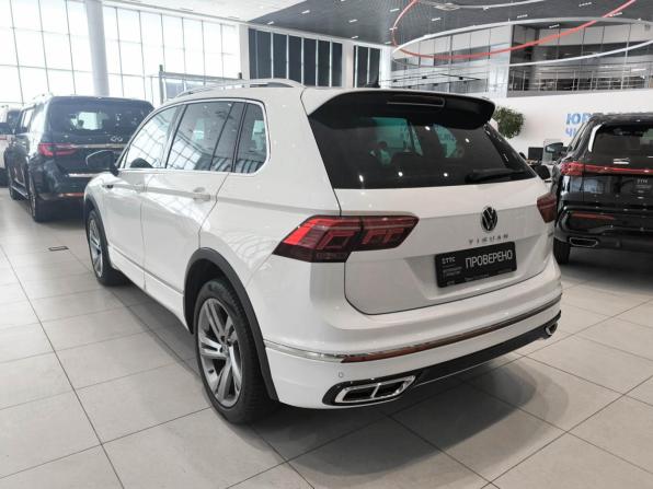 Volkswagen Tiguan II Рестайлинг с пробегом 2021 года, цена 3 720 000 рублей, 106360 км, внедорожник, Автокод Объявления