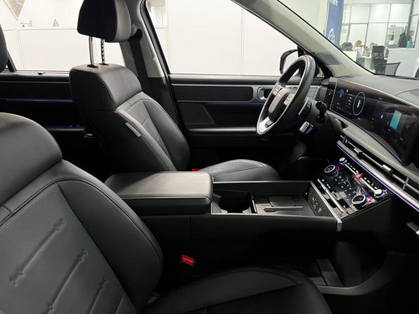 Hyundai Santa Fe V (MX5) с пробегом 2024 года, цена 5 560 000 рублей, 10800 км, внедорожник, Автокод Объявления