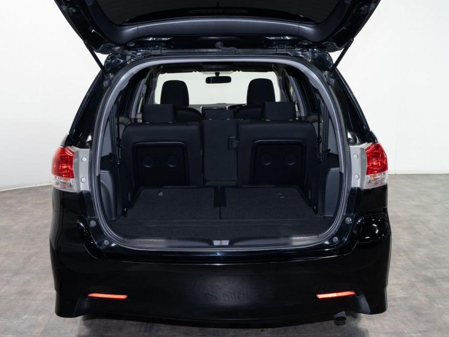 Toyota Wish II Чита  - изображение 15