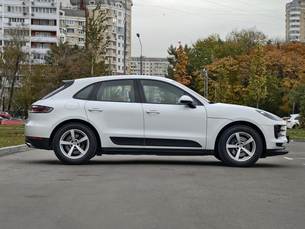 Porsche Macan I Рестайлинг 2 с пробегом 2021 года, цена 4 972 000 рублей, 53350 км, внедорожник, Автокод Объявления