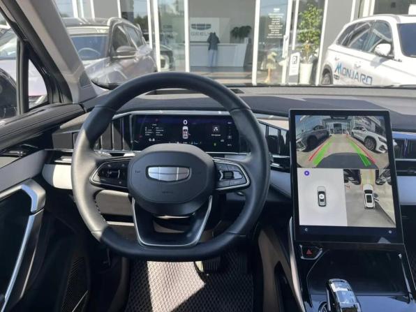 Geely Atlas II с пробегом 2024 года, цена 2 760 000 рублей, 36054 км, внедорожник, Автокод Объявления