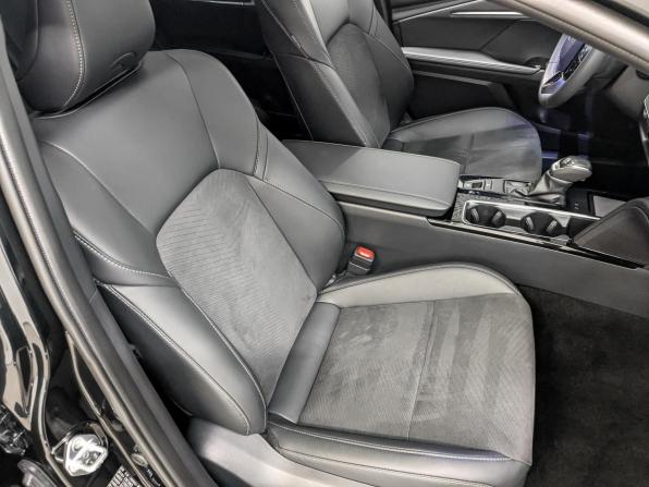 Toyota Camry IX (XV80) China Market с пробегом 2024 года, цена 3 520 000 рублей, 21100 км, седан, Автокод Объявления