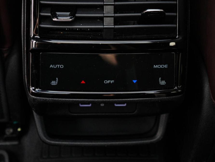 Geely Monjaro I Москва  - изображение 10