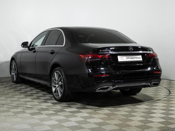 Mercedes-Benz E-Класс V (W213 S213 C238) Рестайлинг с пробегом 2021 года, цена 4 752 505 рублей, 66622 км, седан, Автокод Объявления