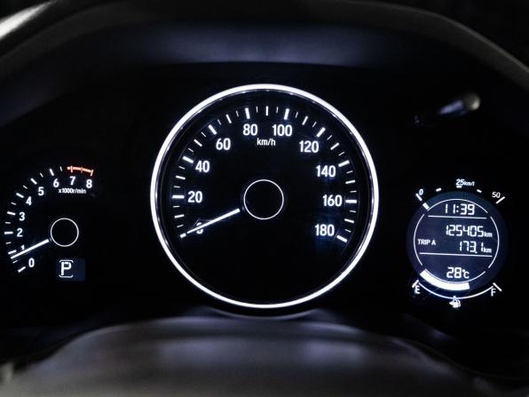 Honda Vezel I с пробегом 2014 года, цена 1 549 500 рублей, 125405 км, внедорожник, Автокод Объявления