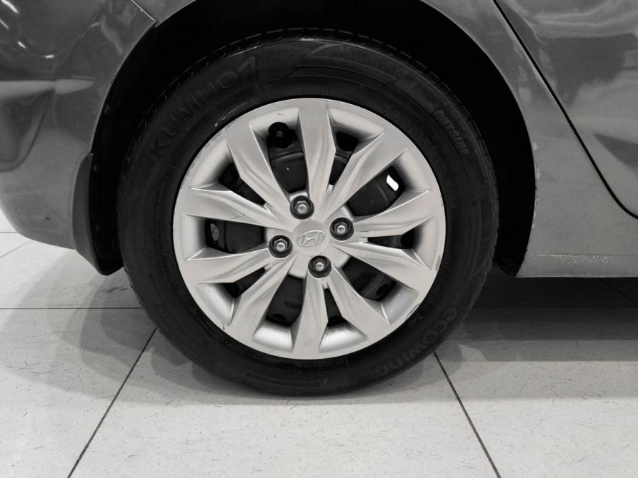 Hyundai Solaris I Казань  - изображение 22