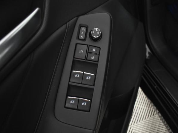 Toyota Avalon V с пробегом 2022 года, цена 3 090 000 рублей, 16286 км, седан, Автокод Объявления