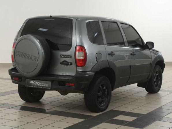Chevrolet Niva I с пробегом 2004 года, цена 175 000 рублей, 198000 км, внедорожник, Автокод Объявления