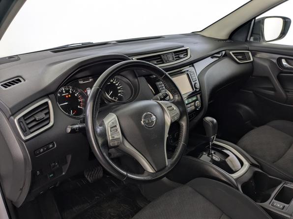 Nissan Qashqai II с пробегом 2018 года, цена 1 485 000 рублей, 125266 км, внедорожник, Автокод Объявления