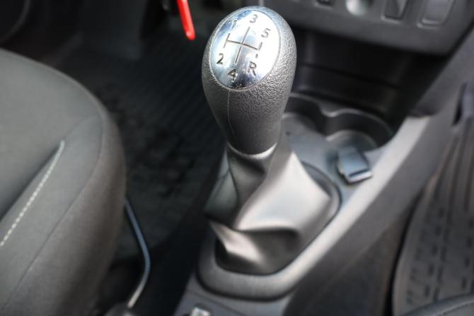 Renault Sandero II Рестайлинг с пробегом 2019 года, цена 1 149 000 рублей, 53000 км, хэтчбек, Автокод Объявления