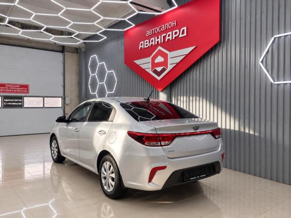 Kia Rio IV с пробегом 2018 года, цена 1 280 000 рублей, 152800 км, седан, Автокод Объявления