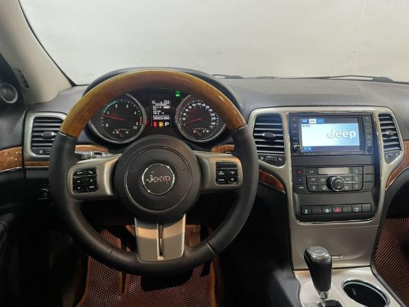 Jeep Grand Cherokee IV (WK2) с пробегом 2011 года, цена 1 450 000 рублей, 264000 км, внедорожник, Автокод Объявления