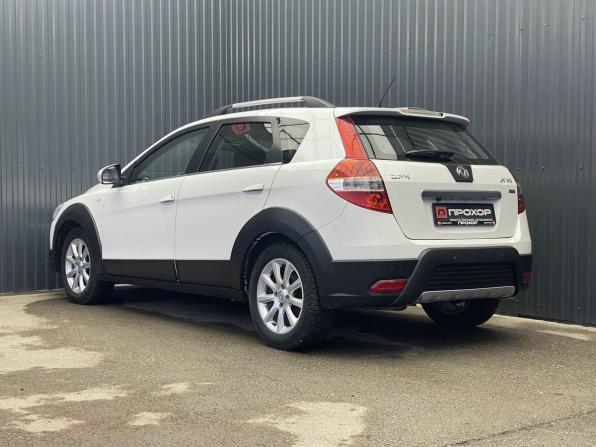 Dongfeng H30 Cross с пробегом 2016 года, цена 607 000 рублей, 102760 км, хэтчбек, Автокод Объявления