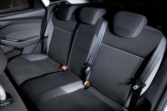 Ford Focus III Рестайлинг с пробегом 2015 года, цена 719 000 рублей, 215600 км, хэтчбек, Автокод Объявления