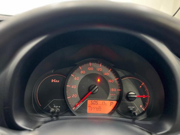 Toyota Vitz III (XP130) Рестайлинг с пробегом 2015 года, цена 799 000 рублей, 137000 км, хэтчбек, Автокод Объявления
