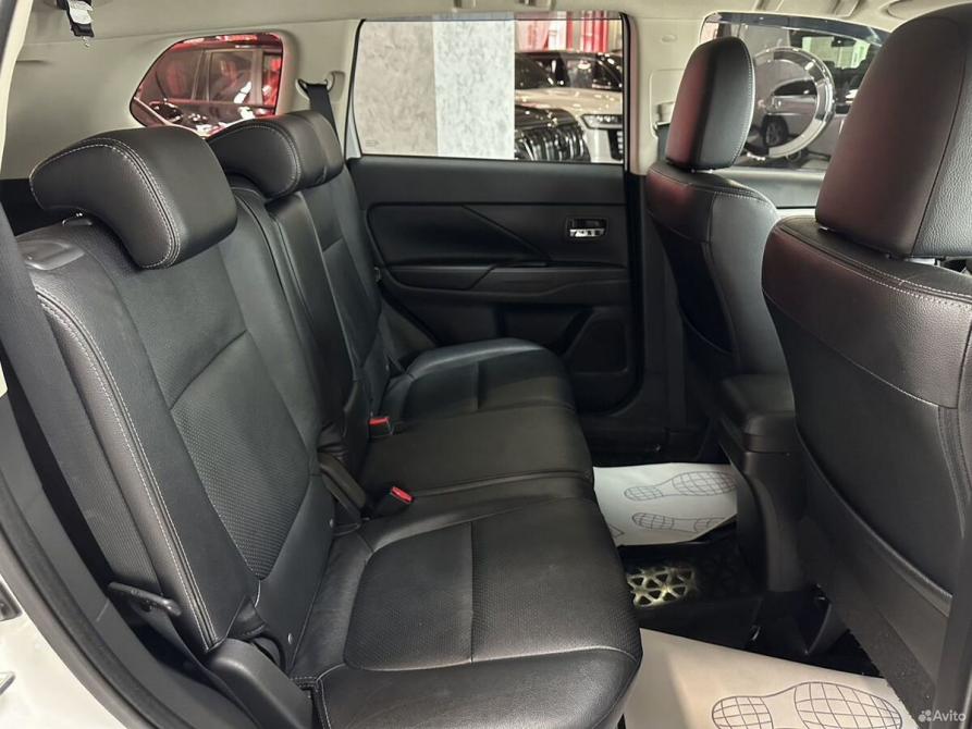 Mitsubishi Outlander III Рестайлинг Ярославль  - изображение 17