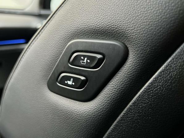 Hyundai Santa Fe IV Рестайлинг с пробегом 2022 года, цена 3 798 000 рублей, 84045 км, внедорожник, Автокод Объявления