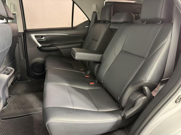 Toyota Fortuner II Рестайлинг с пробегом 2021 года, цена 4 510 000 рублей, 85000 км, внедорожник, Автокод Объявления
