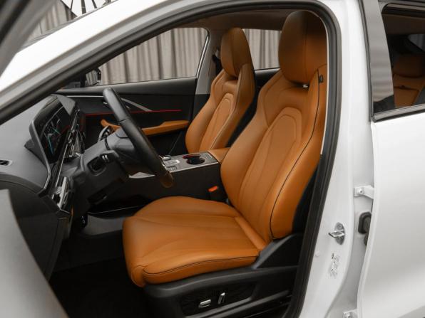 Omoda C5 I с пробегом 2022 года, цена 1 730 000 рублей, 37927 км, внедорожник, Автокод Объявления
