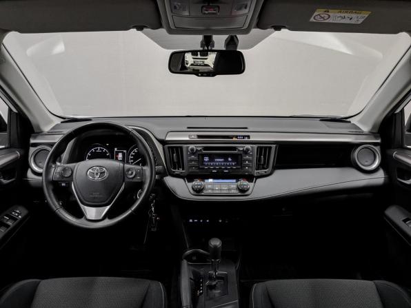 Toyota RAV4 IV (XA40) Рестайлинг с пробегом 2018 года, цена 2 740 000 рублей, 17934 км, внедорожник, Автокод Объявления