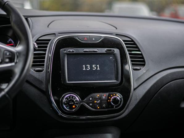 Renault Kaptur I с пробегом 2017 года, цена 1 050 000 рублей, 156051 км, внедорожник, Автокод Объявления