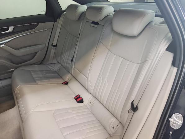 Audi A6 V (C8) с пробегом 2018 года, цена 5 390 000 рублей, 32938 км, седан, Автокод Объявления