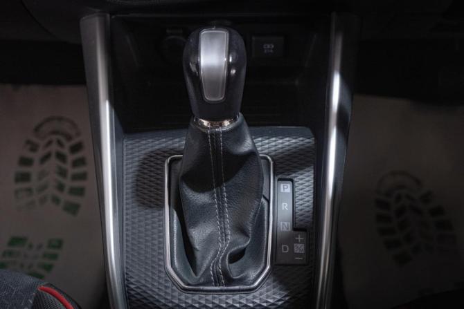 Toyota Raize I с пробегом 2019 года, цена 1 799 000 рублей, 28150 км, внедорожник, Автокод Объявления