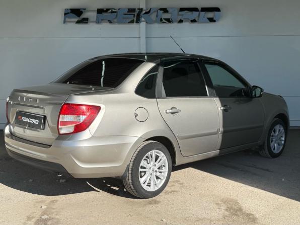 Lada (ВАЗ) Granta I Рестайлинг с пробегом 2019 года, цена 749 000 рублей, 32000 км, седан, Автокод Объявления