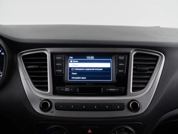Hyundai Solaris II с пробегом 2019 года, цена 1 635 055 рублей, 50072 км, седан, Автокод Объявления