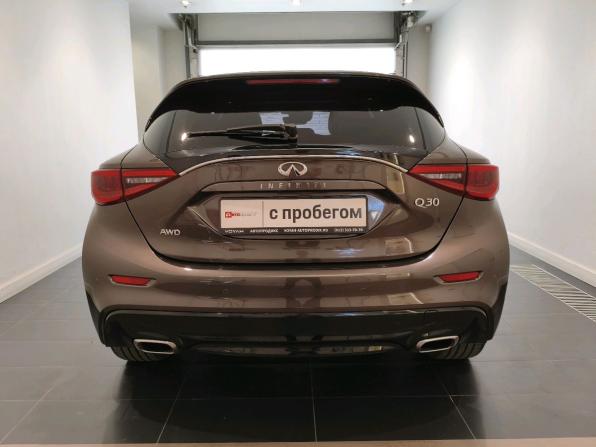 Infiniti Q30 с пробегом 2016 года, цена 1 649 000 рублей, 93428 км, хэтчбек, Автокод Объявления