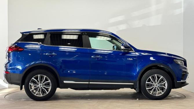 Geely Atlas Pro с пробегом 2022 года, цена 2 120 000 рублей, 72030 км, внедорожник, Автокод Объявления