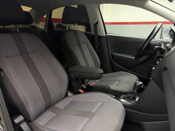Volkswagen Polo V Рестайлинг с пробегом 2016 года, цена 1 144 000 рублей, 119921 км, седан, Автокод Объявления