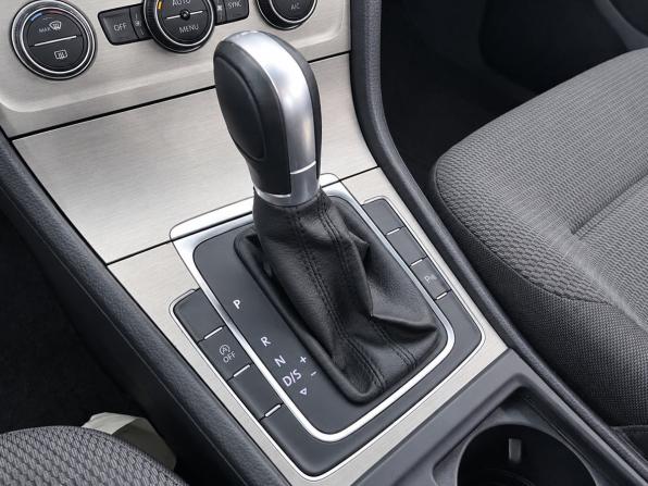 Volkswagen Golf VII с пробегом 2014 года, цена 1 499 000 рублей, 72000 км, хэтчбек, Автокод Объявления