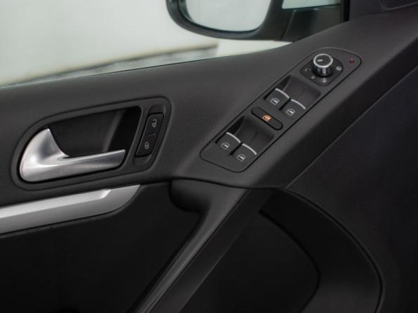 Volkswagen Tiguan I Рестайлинг с пробегом 2012 года, цена 1 400 000 рублей, 113000 км, внедорожник, Автокод Объявления