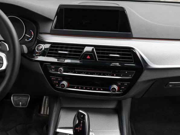 BMW 5 серии VII (G30/G31/G38) с пробегом 2018 года, цена 3 749 000 рублей, 113987 км, седан, Автокод Объявления