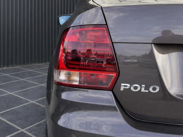 Volkswagen Polo V Рестайлинг с пробегом 2016 года, цена 1 032 000 рублей, 115278 км, седан, Автокод Объявления