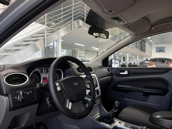 Ford Focus II Рестайлинг с пробегом 2010 года, цена 449 900 рублей, 318000 км, хэтчбек, Автокод Объявления