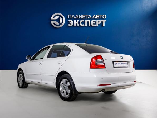 Skoda Octavia II (A5) Рестайлинг с пробегом 2011 года, цена 799 000 рублей, 179139 км, лифтбек, Автокод Объявления