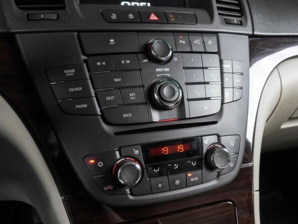 Opel Insignia I с пробегом 2012 года, цена 999 000 рублей, 202595 км, универсал, Автокод Объявления