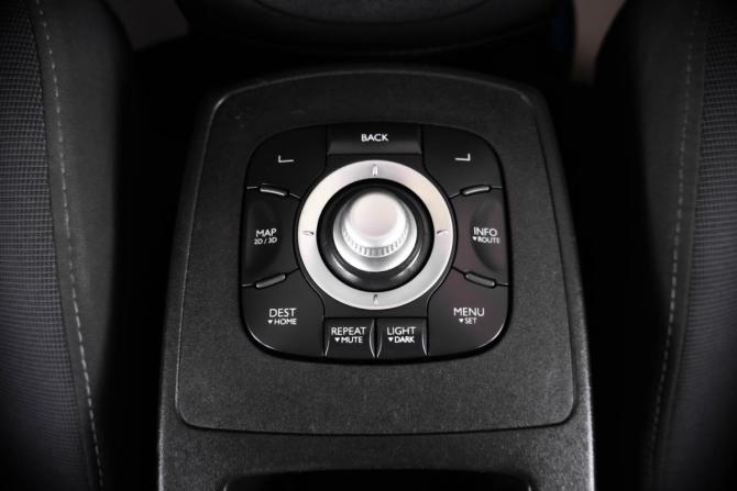 Renault Scenic III с пробегом 2010 года, цена 749 000 рублей, 320156 км, компактвэн, Автокод Объявления