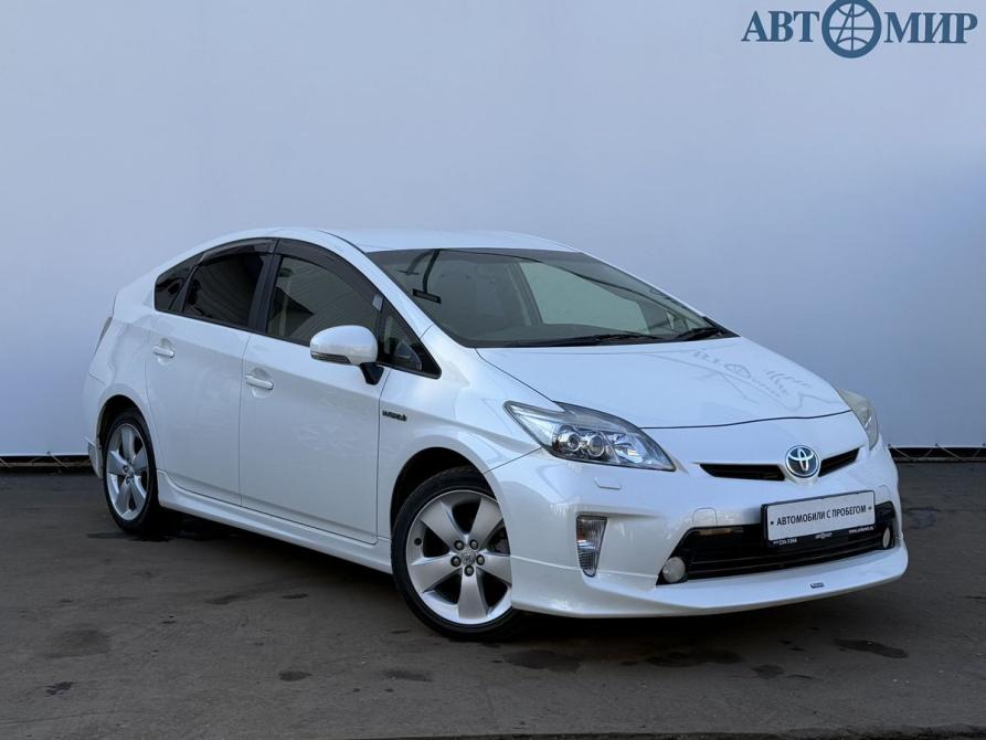 Toyota Prius III Рестайлинг (XW30) Москва  - изображение 3