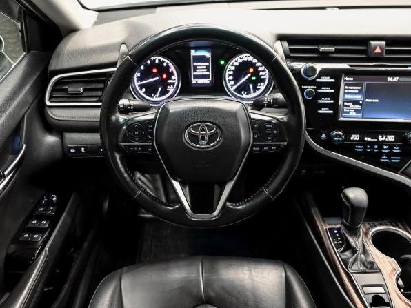 Toyota Camry VIII (XV70) с пробегом 2018 года, цена 2 390 000 рублей, 229680 км, седан, Автокод Объявления